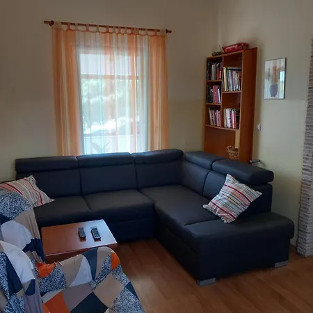 Apartament Tila In *