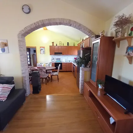 Apartament Tila In